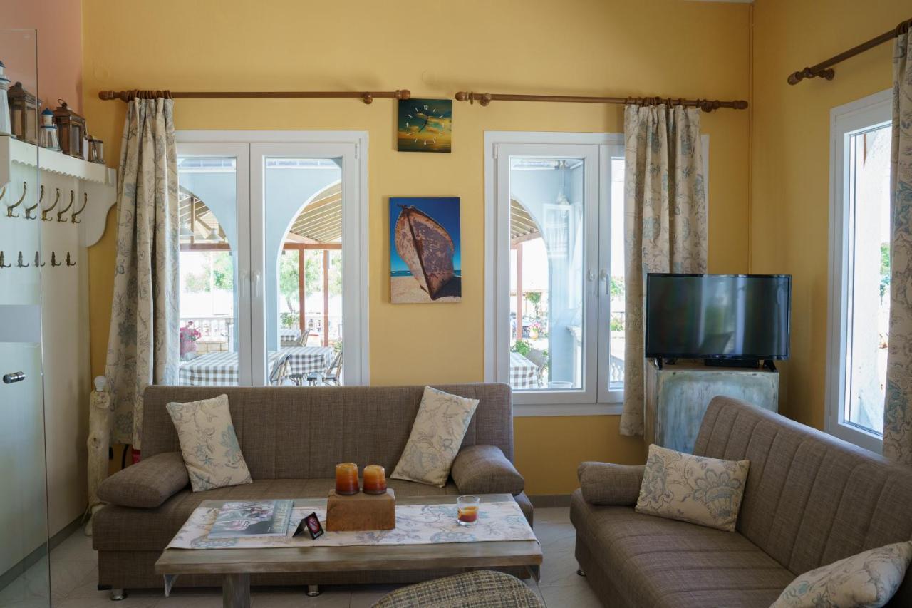 Sigma Hotel Paralia Vrachou Ngoại thất bức ảnh