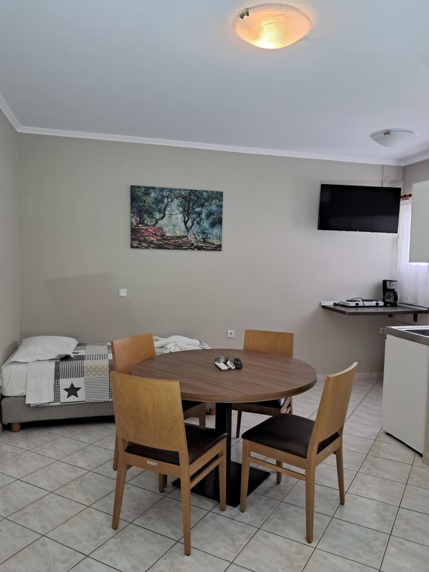 Sigma Hotel Paralia Vrachou Ngoại thất bức ảnh